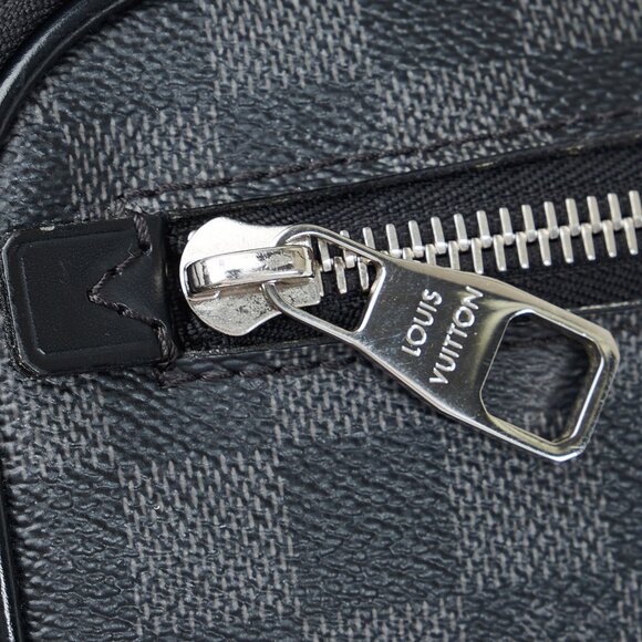 Louis Vuitton Damier Graphite Ambler Waist Bag - Picture 8 of 14